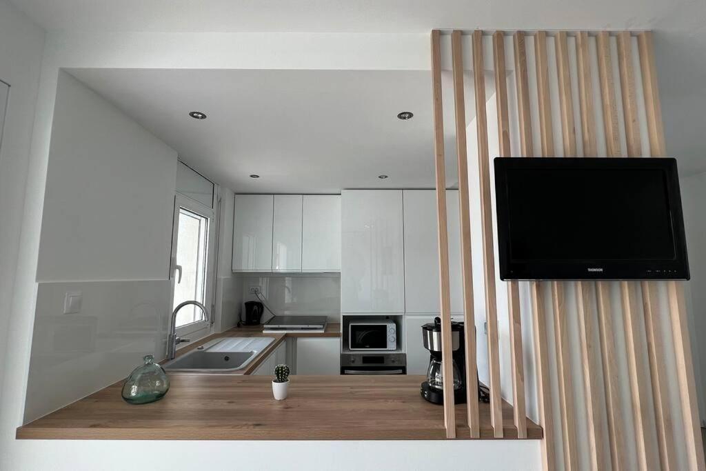 Apartamento Tres Habitaciones Con Vistas Al Mar En โรเซส ภายนอก รูปภาพ