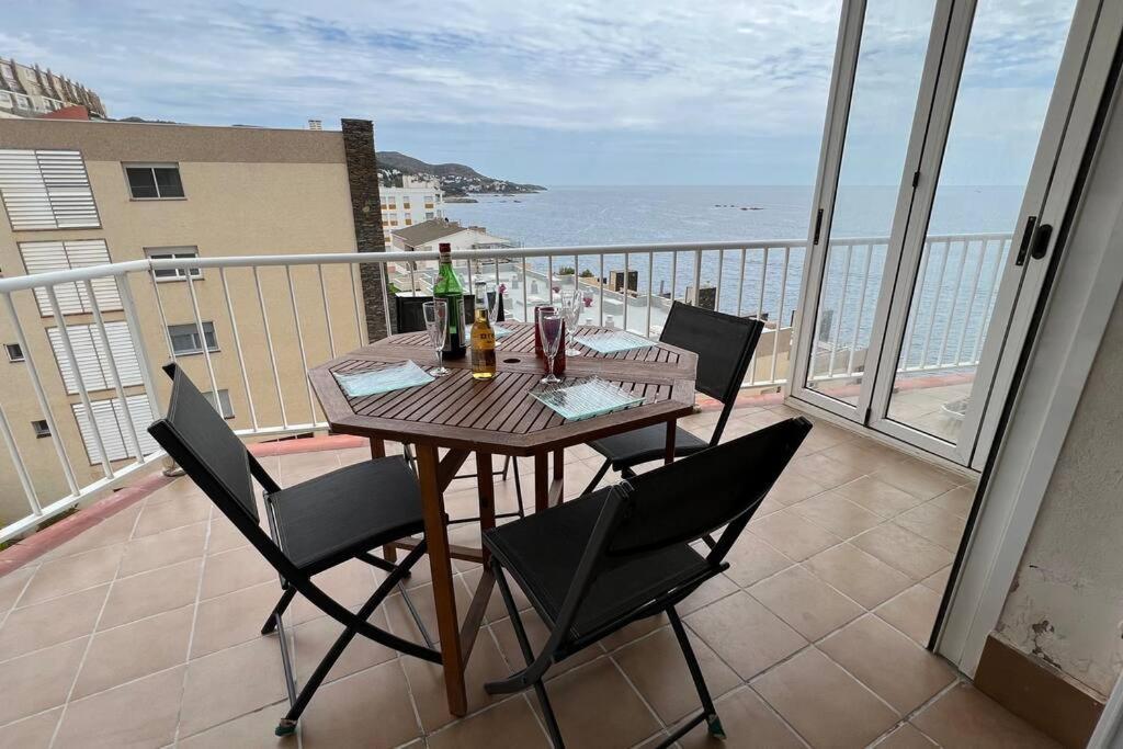 Apartamento Tres Habitaciones Con Vistas Al Mar En โรเซส ภายนอก รูปภาพ